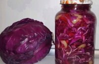 Красивый салат из краснокочанной капусты на зиму — достойная замена белокочанке