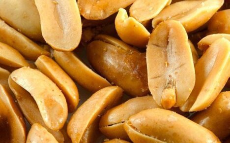 Как жарить арахис на сковороде, в духовке и микроволновке