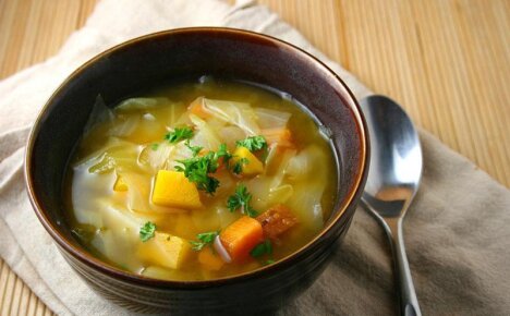 Как приготовить суп с капустой и картошкой – пошаговые действия
