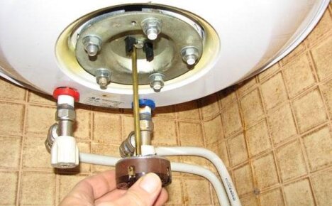 Ремонт водонагревателей Аристон с электрическим и газовым нагревом