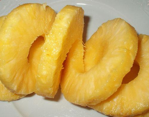 Консервированный ананас менее полезен чем свежий