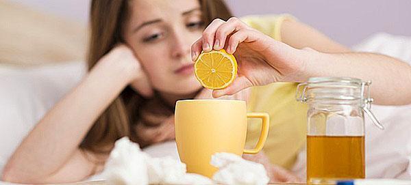 Чай с лимоном и медом ускорит выздоровление при простуде