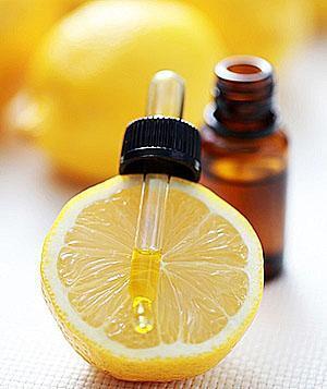 При ревматических болях эффективны ванночки с маслом лимона