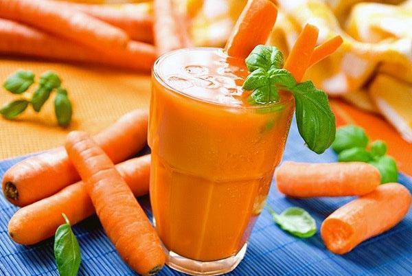 полезный морковный сок