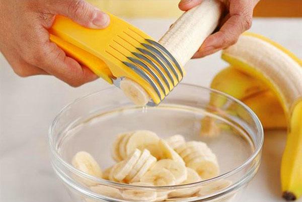 порезать банан