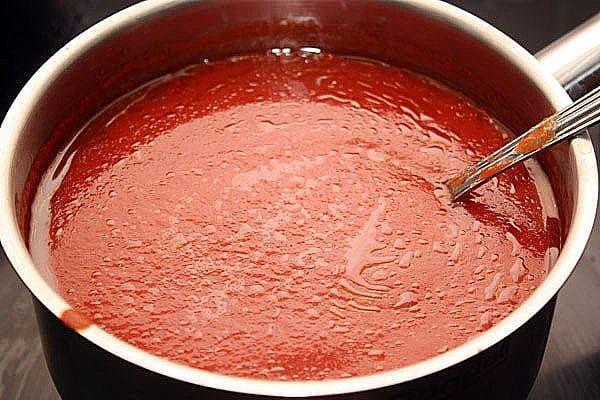 варить томатный соус