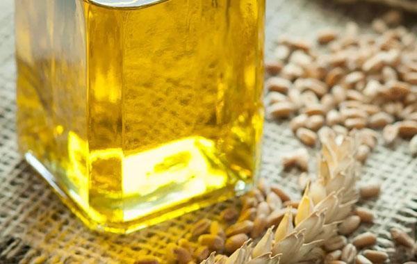 Масло зародышей пшеницы – свойства и применение для лица, волос, ресниц, видео