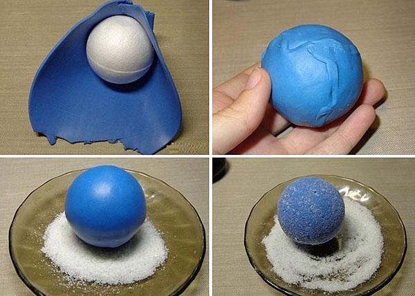 изготавливаем шары из полимерной глины