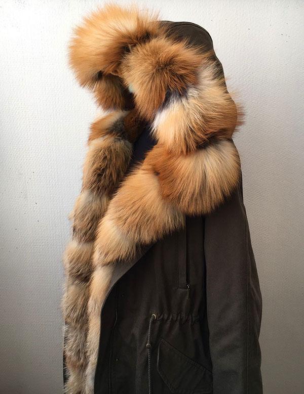 пальто с мехом лисы