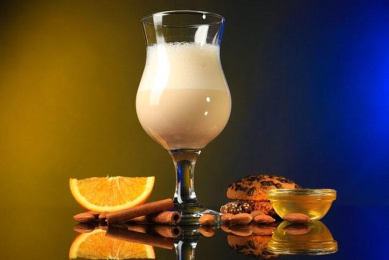 молочный коктейль с коньяком