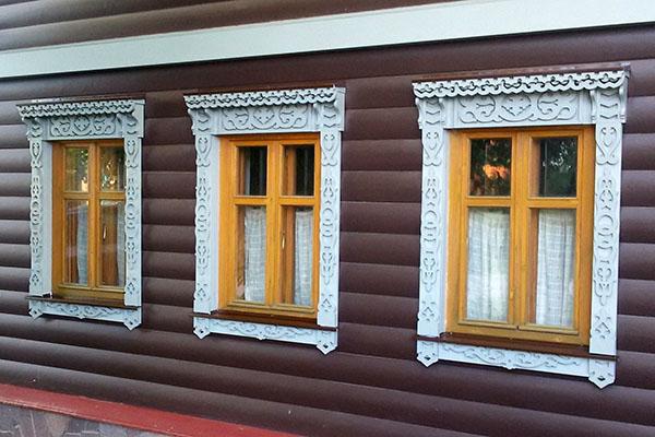 деревянные окна на даче