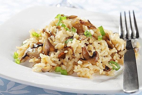 рис с грибами на скорую руку