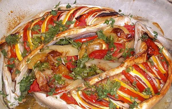 горбуша с овощами