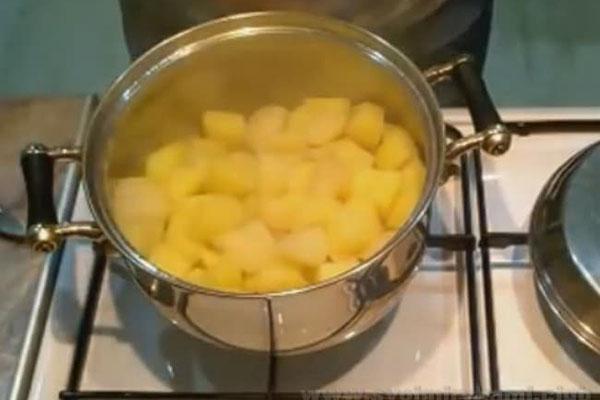 сварить картофель