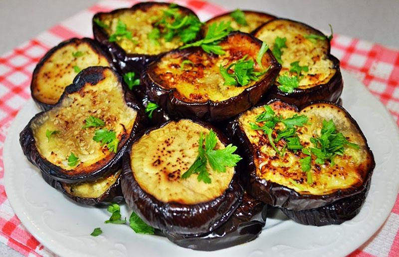 Рецепты баклажанов быстро и вкусно на сковороде блюда с фото пошагово фото
