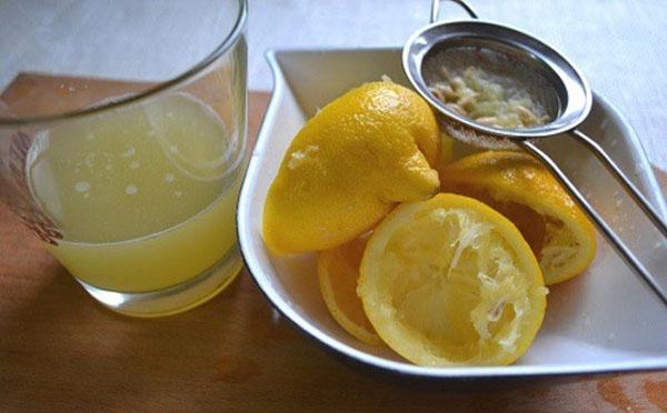 отжать сок лимона