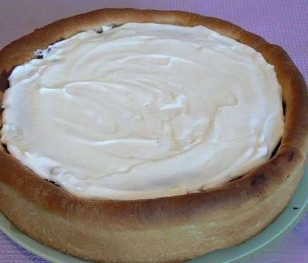 ароматный пирог с черемухой