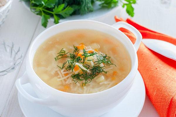 классический суп куриный с вермишелью и картофелем