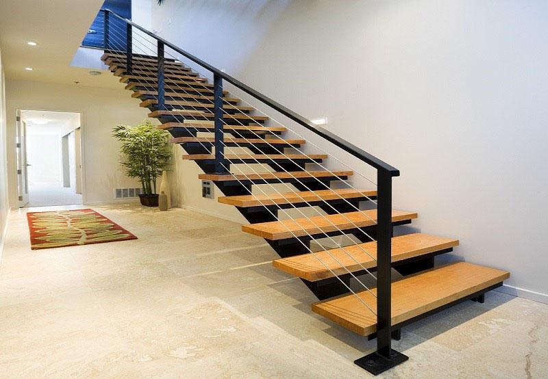 металлические лестницы с деревянными ступенями