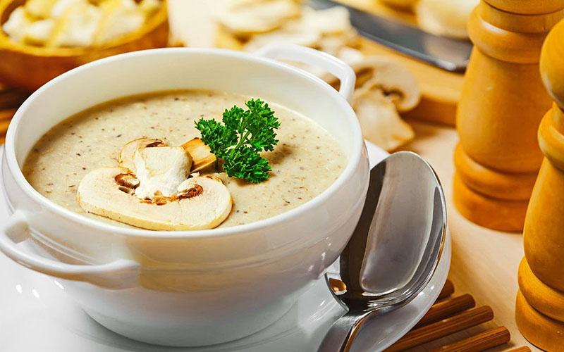 низкокалорийный суп с грибами