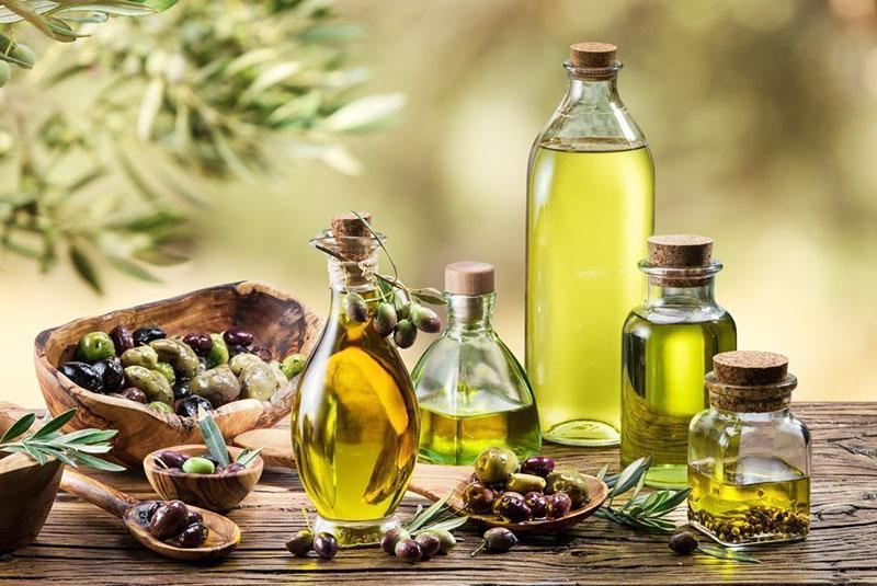оливковое масло для жарки и салатов