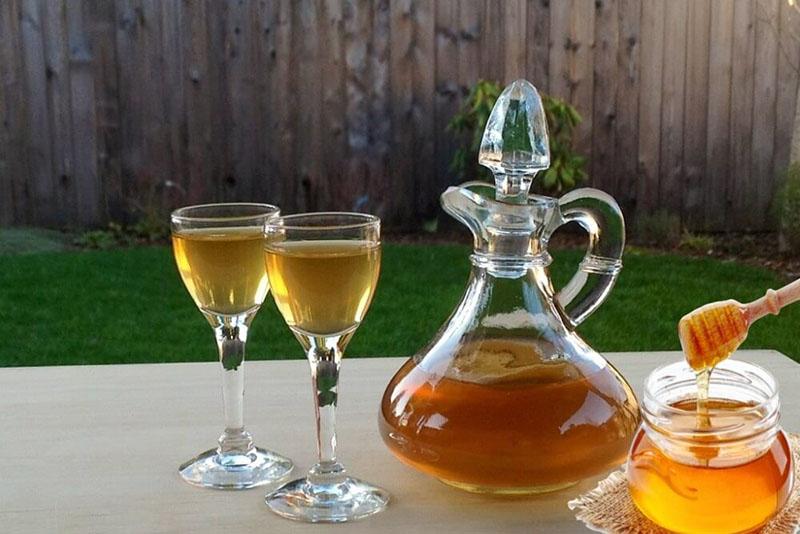 старинный рецепт медовухи на водке
