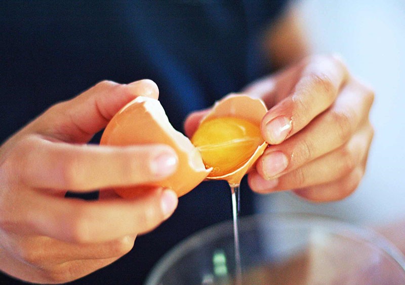 сырые куриные яйца польза или вред